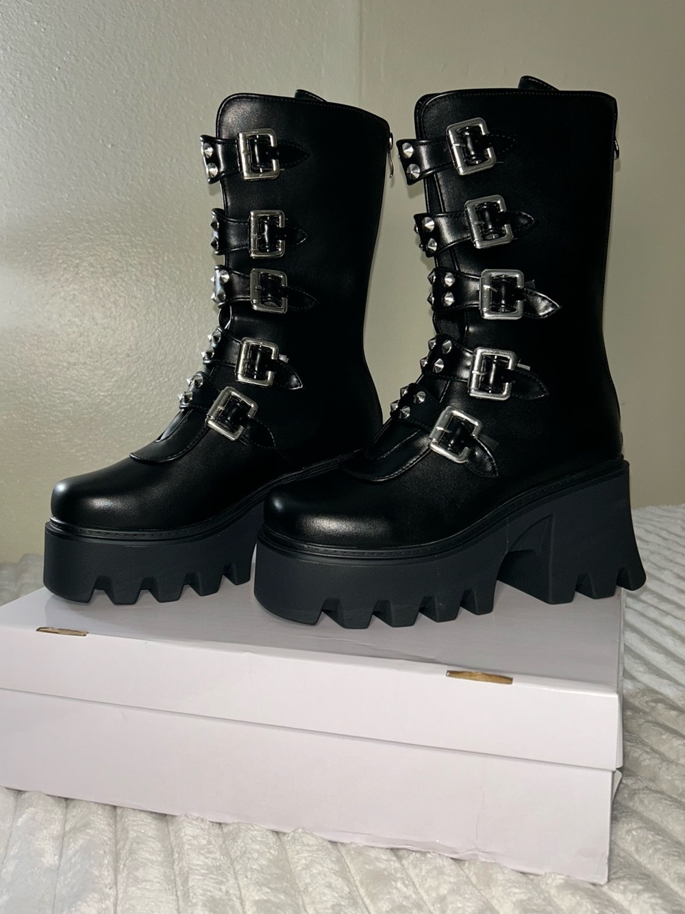 YIYA Women’s Black Platform Goth Buckle Boots Size US 9 (EU 40)